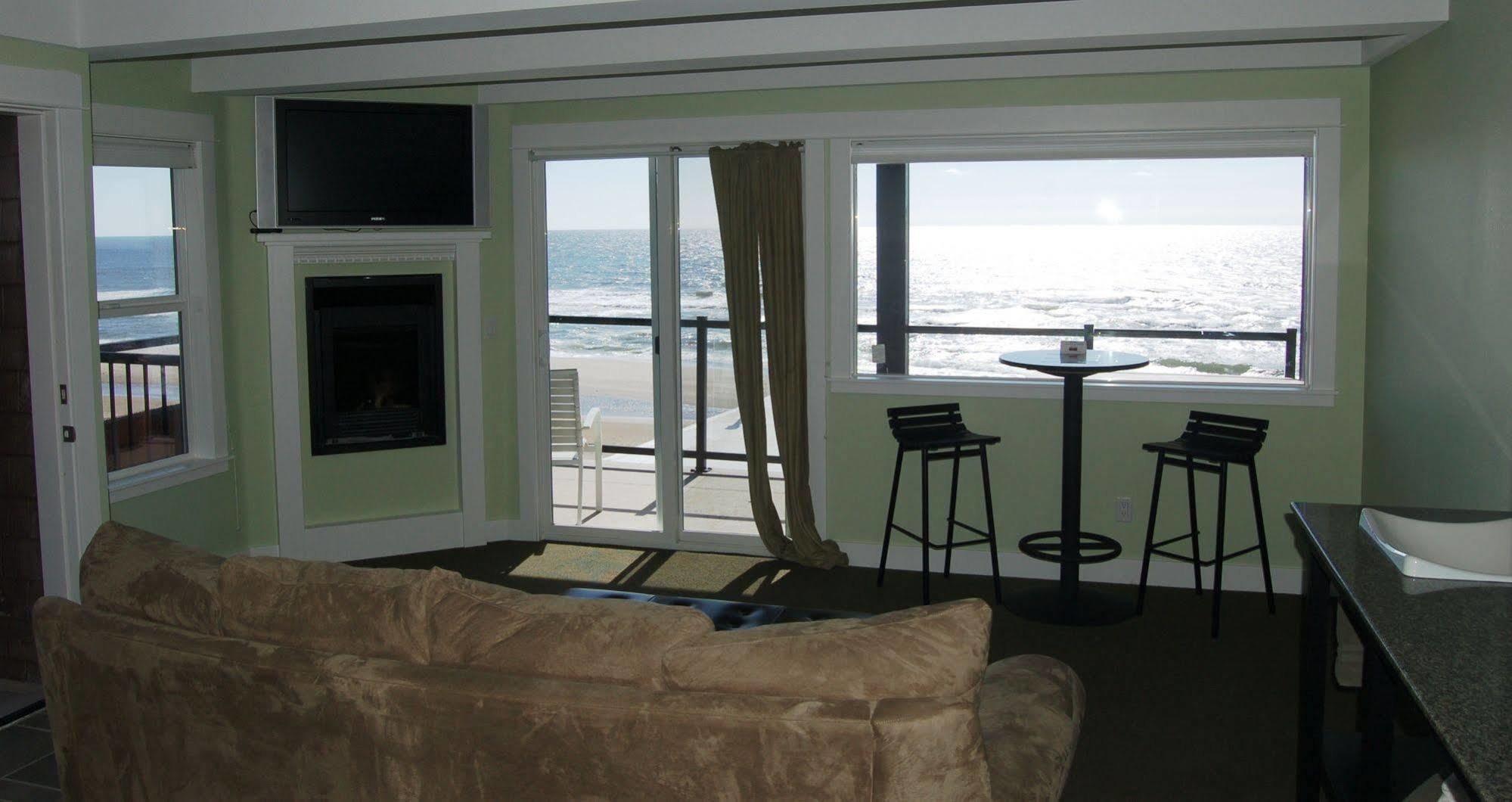 Beachfront Manor Hotel Lincoln City Eksteriør billede