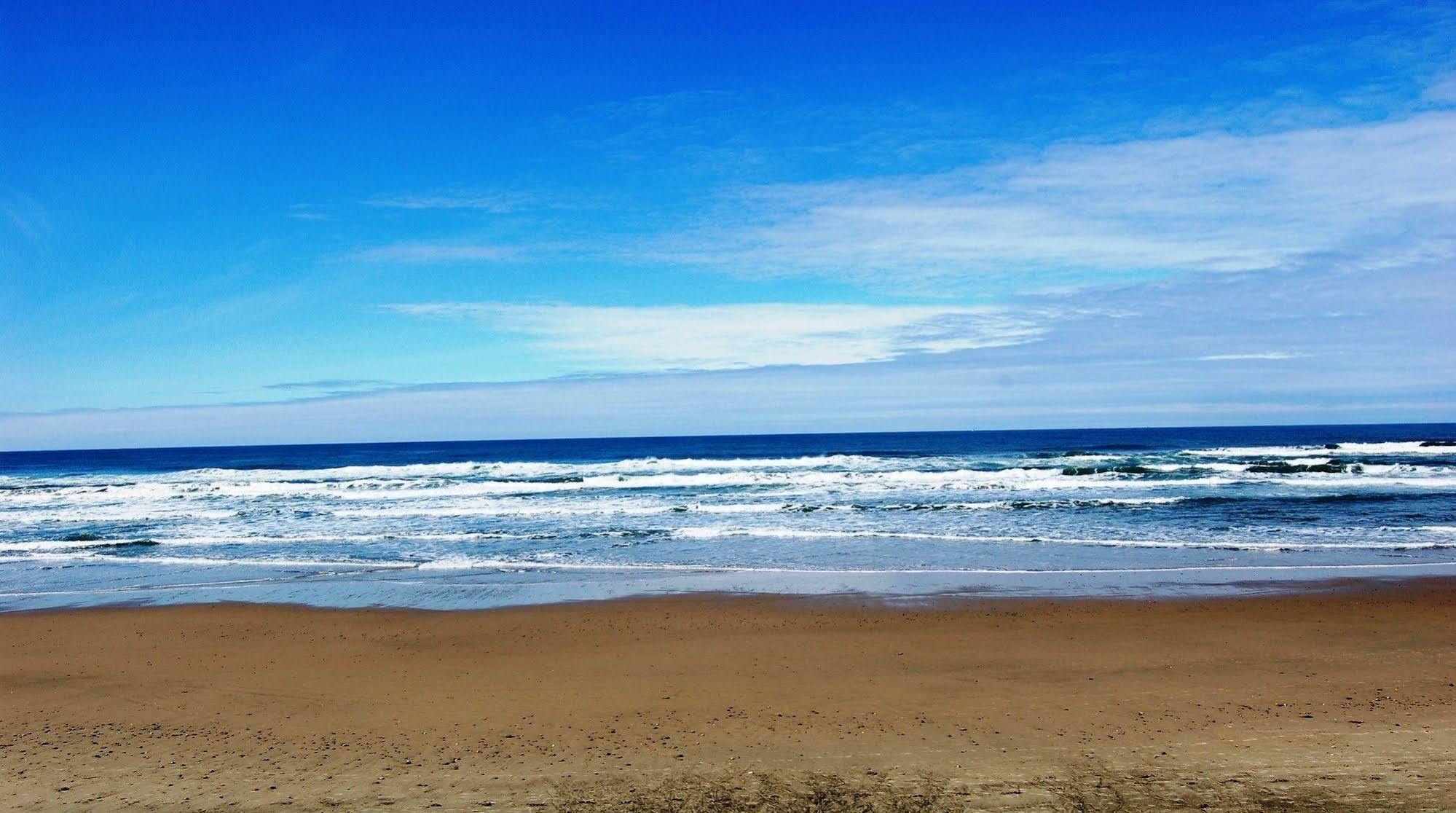 Beachfront Manor Hotel Lincoln City Eksteriør billede